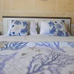 The Cloisters Bed and Breakfast 4*