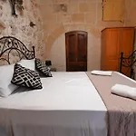 The Cloisters Bed and Breakfast