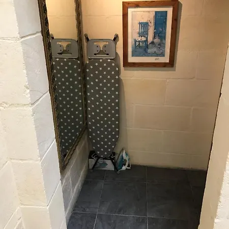 B&B The Cloisters 4*