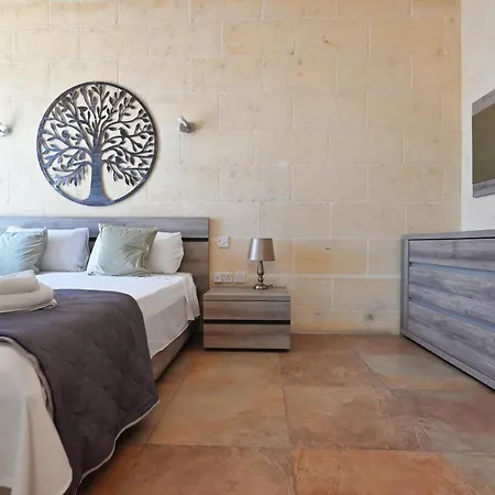 The Cloisters B&B 4*