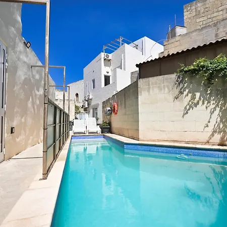 The Cloisters Xagħra
