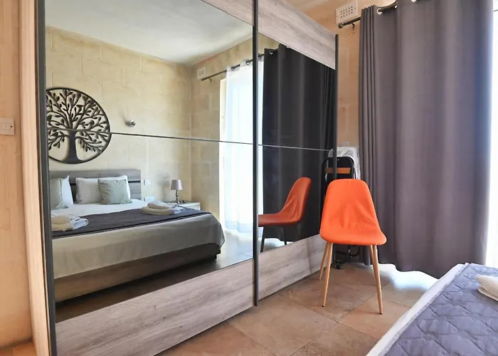 The Cloisters فندق مبيت وإفطار Xagħra