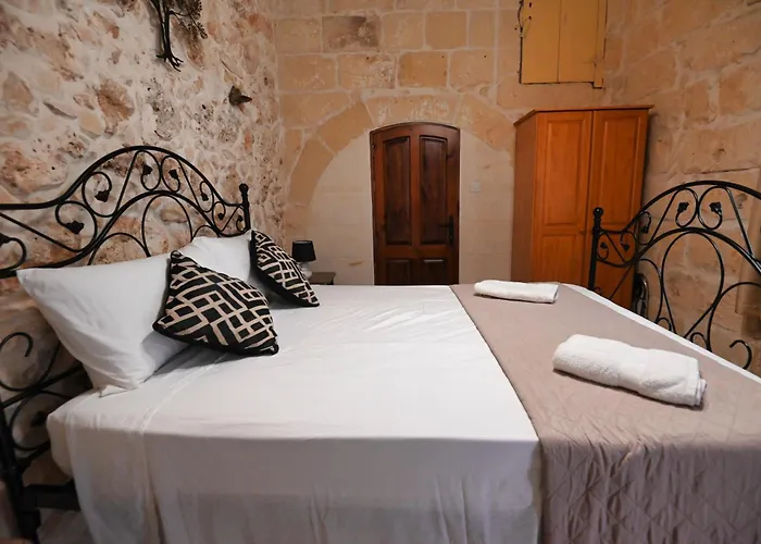 The Cloisters فندق مبيت وإفطار