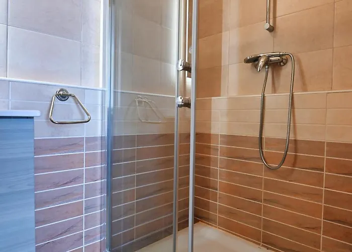 فندق مبيت وإفطار The Cloisters