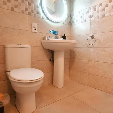 The Cloisters Bed & Breakfast