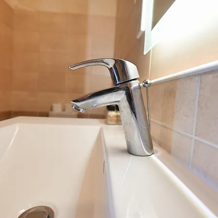 The Cloisters Bed & Breakfast