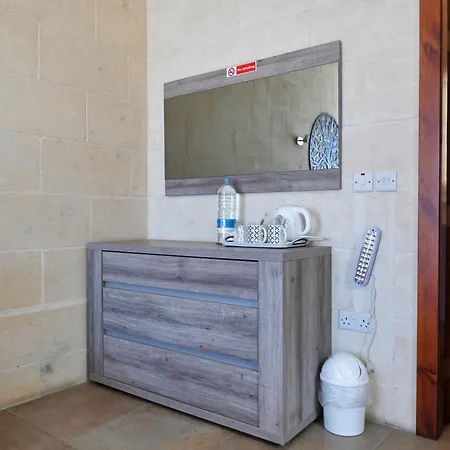 The Cloisters Bed & Breakfast