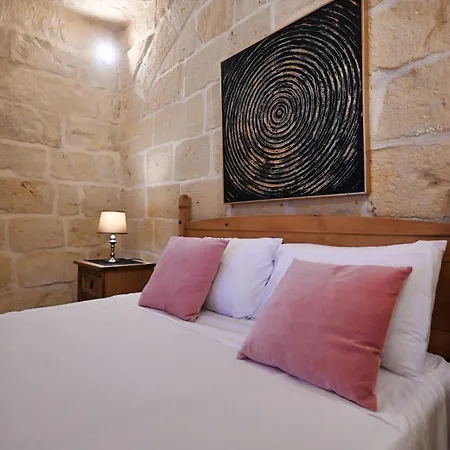 The Cloisters * Xagħra