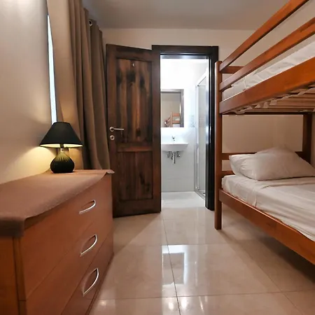 The Cloisters 4* Xagħra