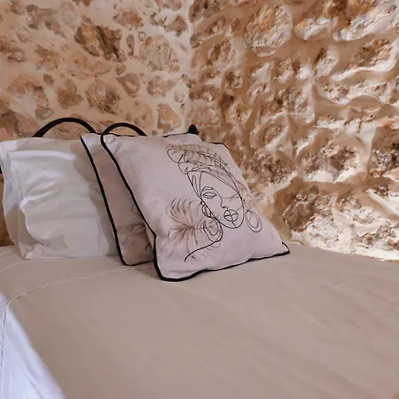 The Cloisters Xagħra