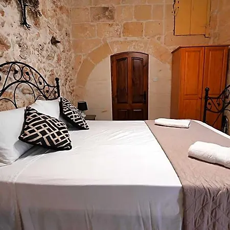 Bed & Breakfast The Cloisters