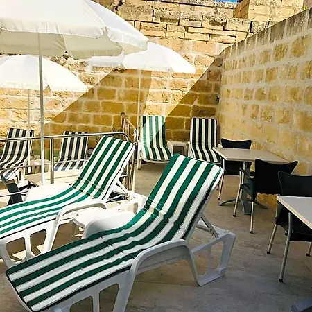 The Cloisters 4*