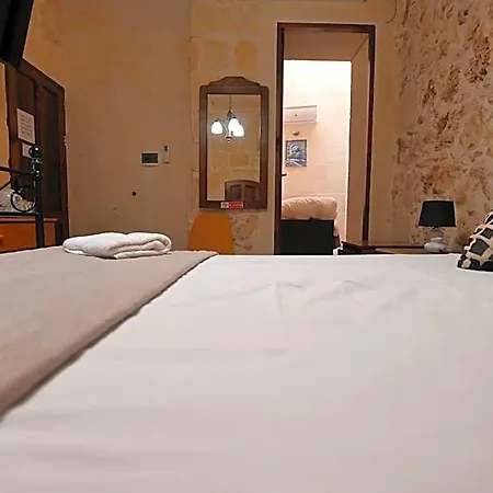Bed & Breakfast The Cloisters