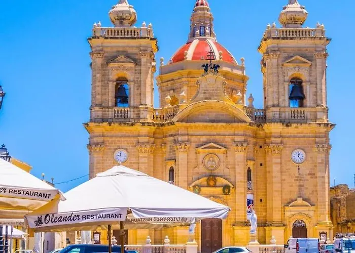 The Cloisters Bed & Breakfast