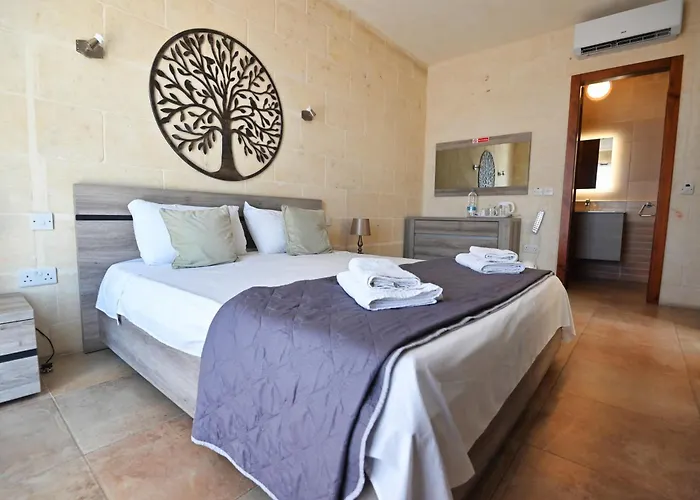 Bed & Breakfast The Cloisters 4*