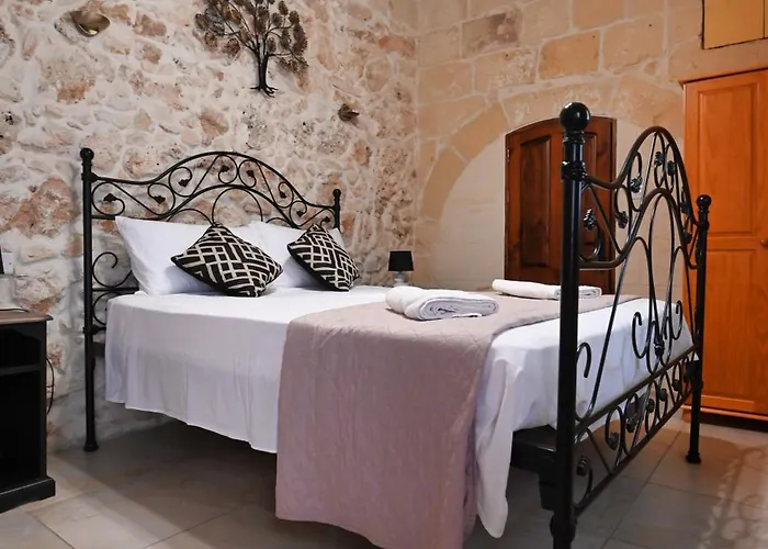 Bed & Breakfast The Cloisters Xagħra