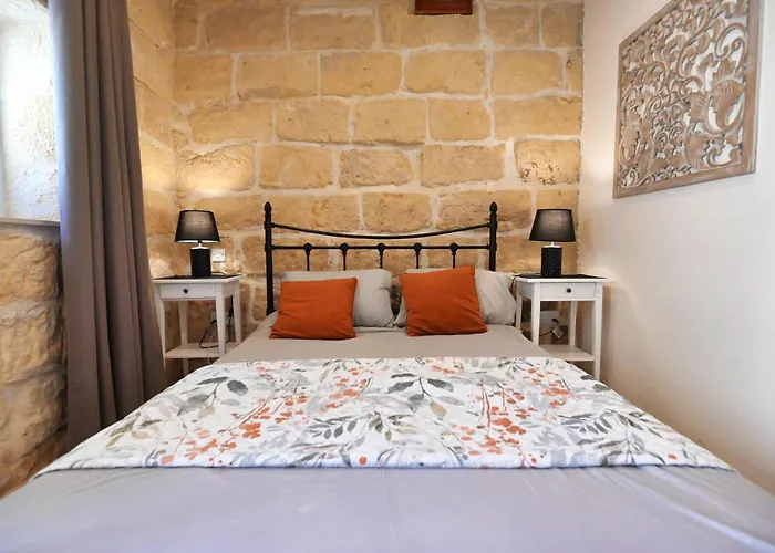 The Cloisters Bed & Breakfast Xagħra